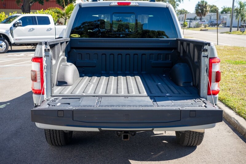 2023 Ford F-150 LARIAT Super Crew Powerboost - Photo 22 - Sarasota, FL 34243