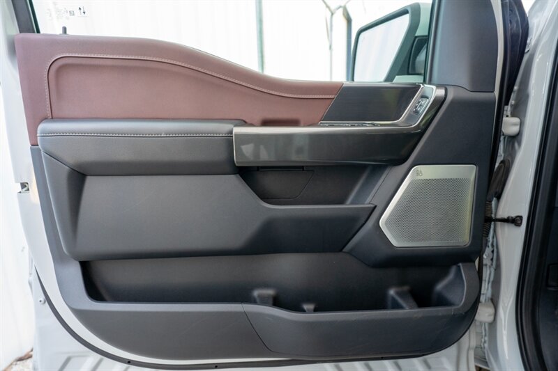 2023 Ford F-150 LARIAT Super Crew Powerboost - Photo 32 - Sarasota, FL 34243