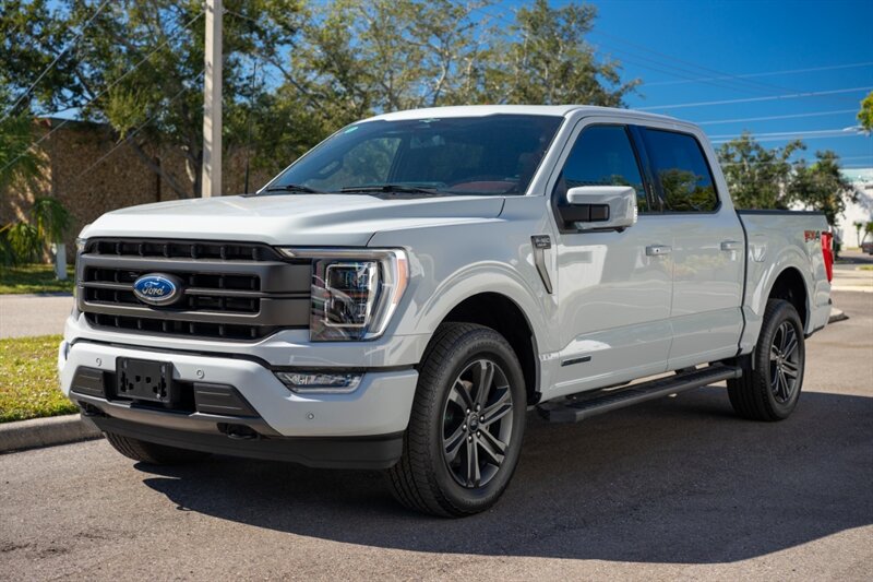 2023 Ford F-150 LARIAT Super Crew Powerboost - Photo 9 - Sarasota, FL 34243