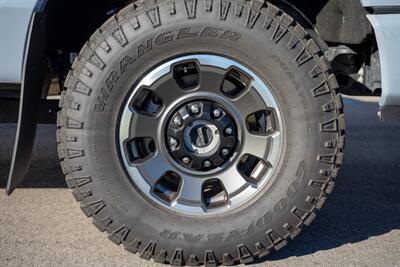 2024 Ford F-250 Super Duty Platinum Tremor   - Photo 17 - Sarasota, FL 34243