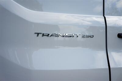 2024 Ford Transit 250 Cargo van - Photo 23 - Sarasota, FL 34243
