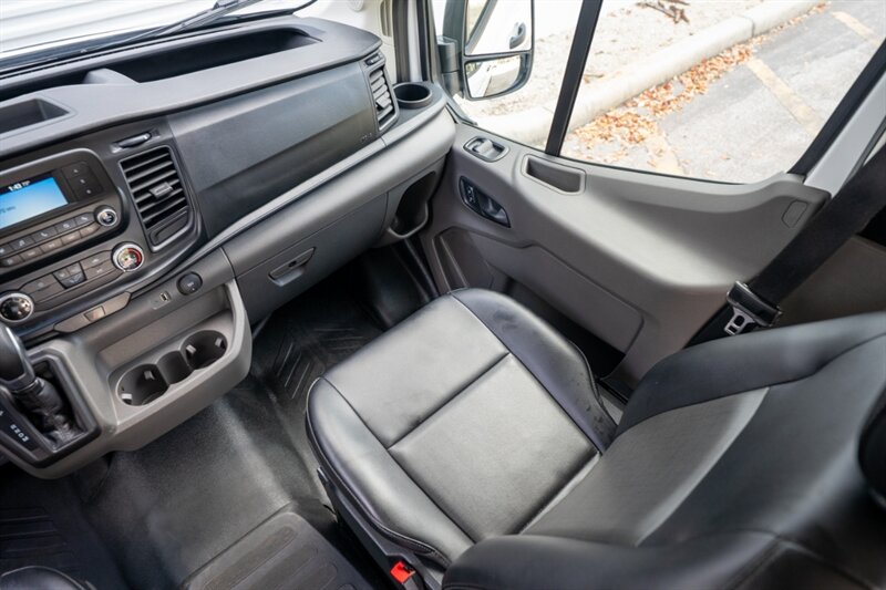2024 Ford Transit 250 Cargo van - Photo 34 - Sarasota, FL 34243