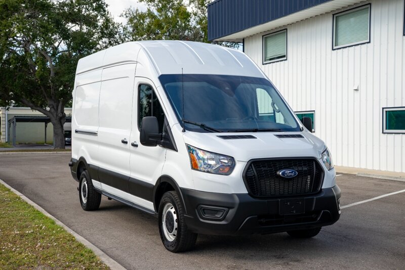 2024 Ford Transit 250 Cargo van - Photo 3 - Sarasota, FL 34243