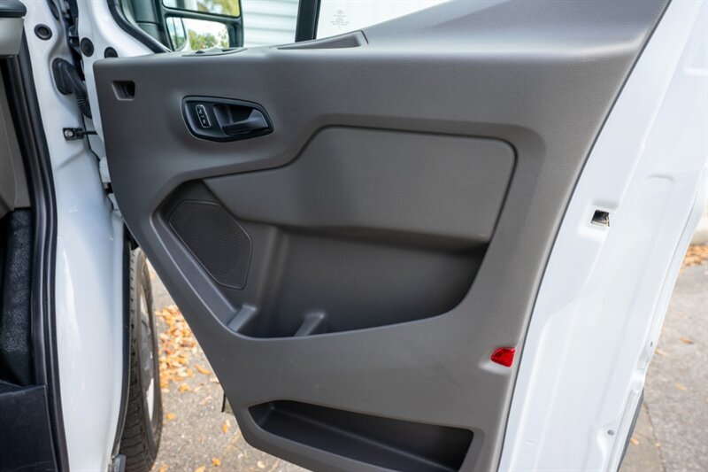 2024 Ford Transit 250 Cargo van - Photo 27 - Sarasota, FL 34243