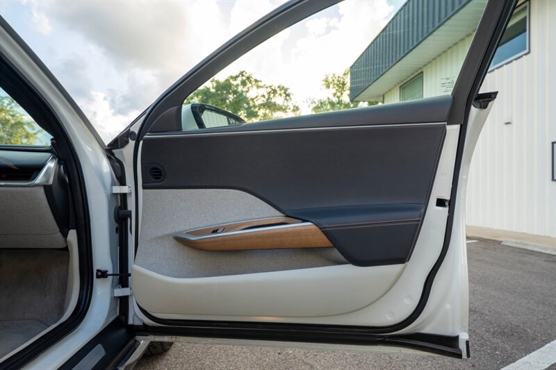 2023 Lucid Air Touring - Photo 54 - Sarasota, FL 34243