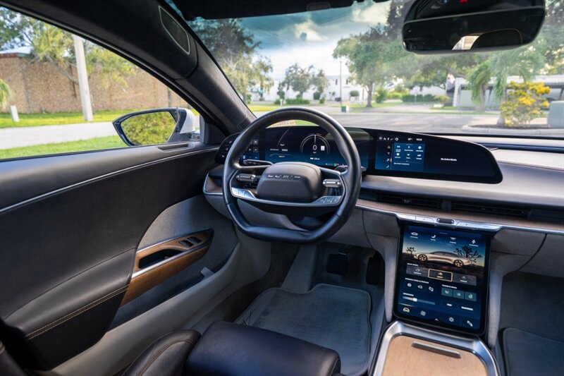 2023 Lucid Air Touring - Photo 45 - Sarasota, FL 34243