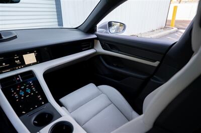 2024 Porsche Taycan 4S   - Photo 37 - Sarasota, FL 34243