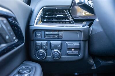 2025 Chevrolet Suburban Z71   - Photo 41 - Sarasota, FL 34243