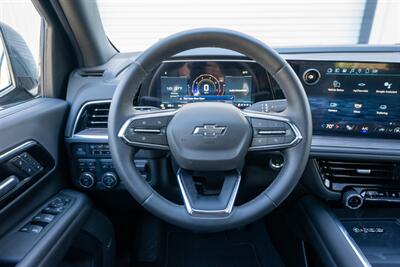 2025 Chevrolet Suburban Z71   - Photo 38 - Sarasota, FL 34243