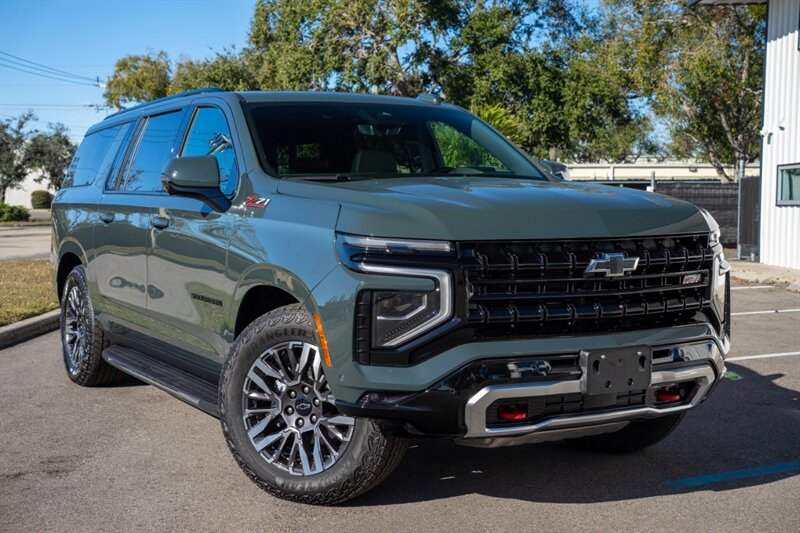 2025 Chevrolet Suburban Z71  