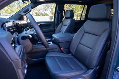 2025 Chevrolet Suburban Z71   - Photo 29 - Sarasota, FL 34243