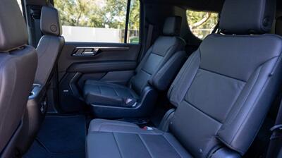 2025 Chevrolet Suburban Z71   - Photo 30 - Sarasota, FL 34243