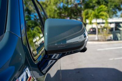 2025 Chevrolet Suburban Z71   - Photo 15 - Sarasota, FL 34243