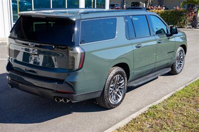 2025 Chevrolet Suburban Z71   - Photo 25 - Sarasota, FL 34243