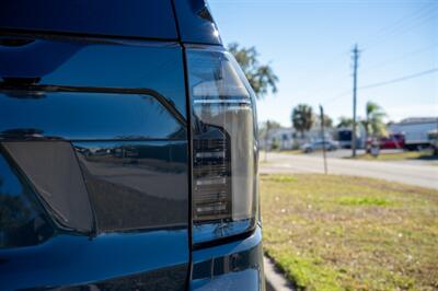 2025 Chevrolet Suburban Z71   - Photo 19 - Sarasota, FL 34243