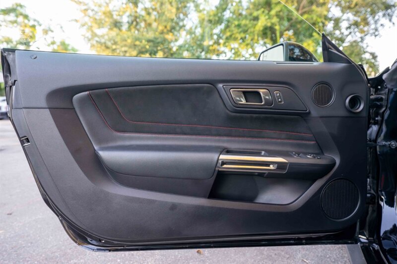 2018 Ford Mustang Shelby GT350R - Photo 38 - Sarasota, FL 34243
