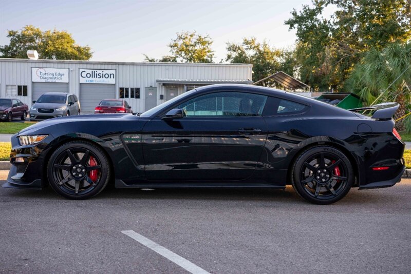 2018 Ford Mustang Shelby GT350R - Photo 10 - Sarasota, FL 34243