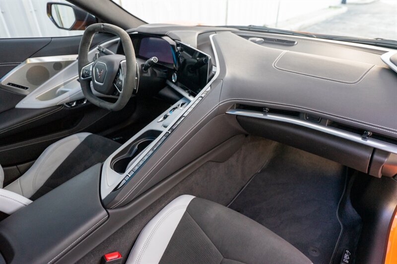 2023 Chevrolet Corvette Stingray Z51 PERFORMANCE - Photo 37 - Sarasota, FL 34243