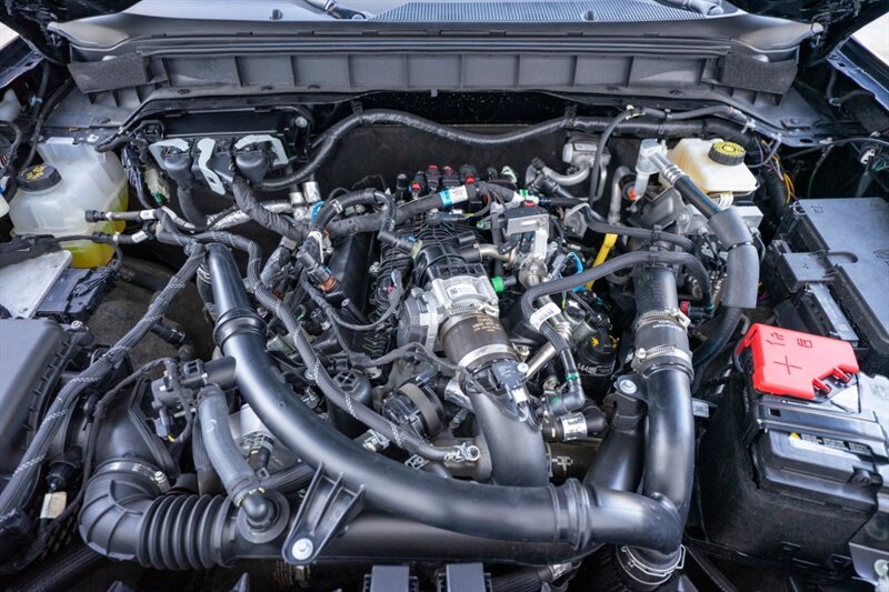 2024 Ford Bronco Outer Banks - Photo 42 - Sarasota, FL 34243