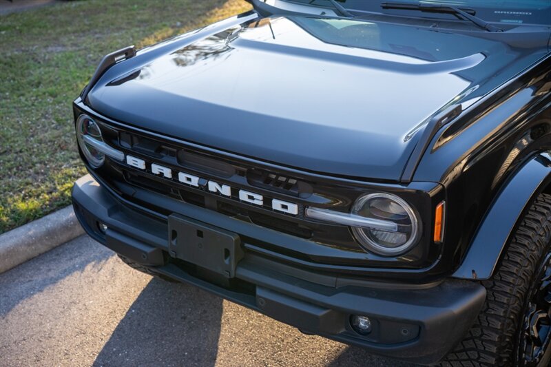 2024 Ford Bronco Outer Banks - Photo 25 - Sarasota, FL 34243