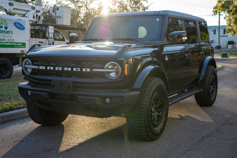 2024 Ford Bronco Outer Banks - Photo 9 - Sarasota, FL 34243