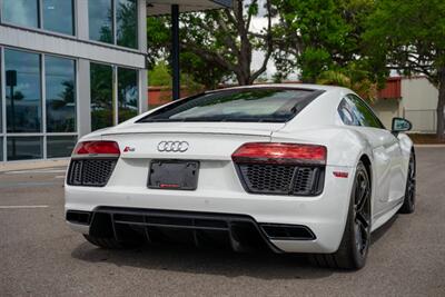2018 Audi R8 5.2 V10 RWS   - Photo 7 - Sarasota, FL 34243