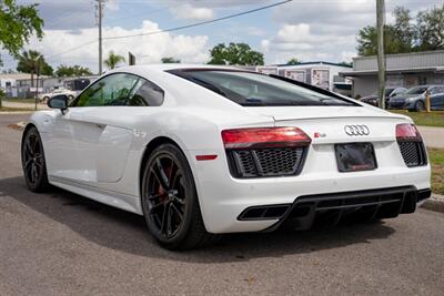 2018 Audi R8 5.2 V10 RWS   - Photo 10 - Sarasota, FL 34243
