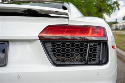 2018 Audi R8 5.2 V10 RWS   - Photo 29 - Sarasota, FL 34243