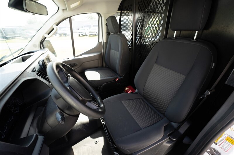 2023 Ford Transit 250 AWD - Photo 21 - Sarasota, FL 34243