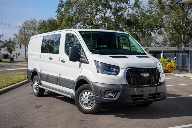 2023 Ford Transit 250 AWD - Photo 1 - Sarasota, FL 34243