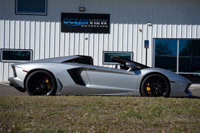 2016 Lamborghini Aventador LP 700-4 ROADSTER   - Photo 30 - Sarasota, FL 34243