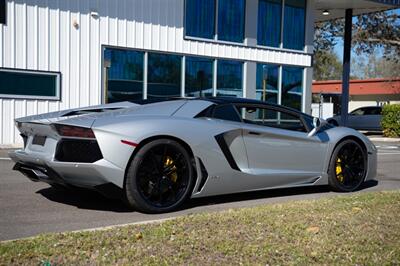 2016 Lamborghini Aventador LP 700-4 ROADSTER   - Photo 5 - Sarasota, FL 34243