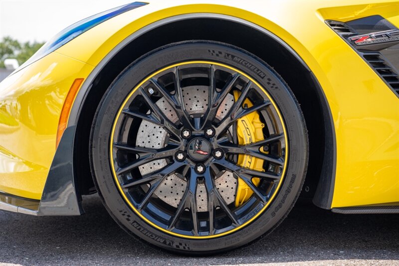 2016 Chevrolet Corvette Z06 C7.R - Photo 25 - Sarasota, FL 34243