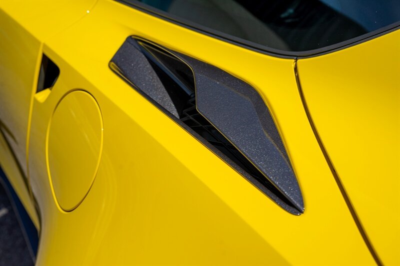 2016 Chevrolet Corvette Z06 C7.R - Photo 33 - Sarasota, FL 34243