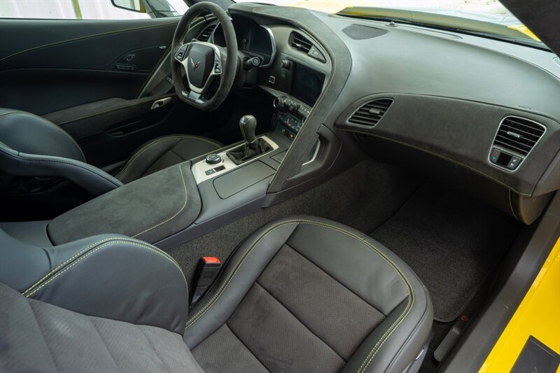2016 Chevrolet Corvette Z06 C7.R - Photo 47 - Sarasota, FL 34243
