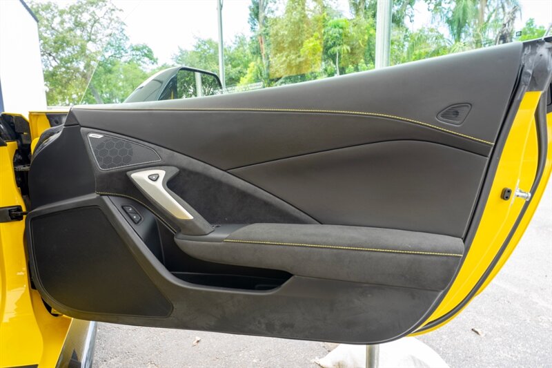 2016 Chevrolet Corvette Z06 C7.R - Photo 38 - Sarasota, FL 34243