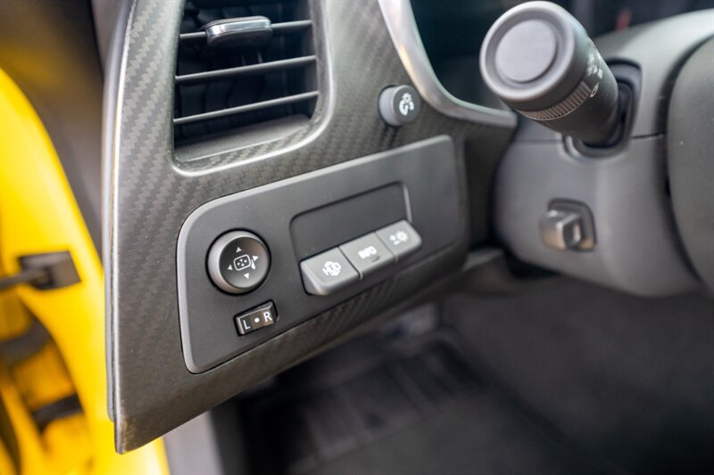 2016 Chevrolet Corvette Z06 C7.R - Photo 39 - Sarasota, FL 34243