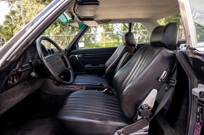 1987 Mercedes-Benz 560-Class 560 SL   - Photo 46 - Sarasota, FL 34243