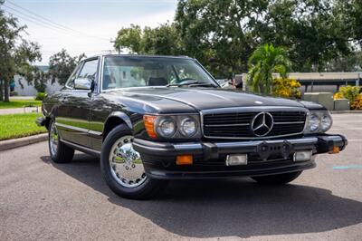 1987 Mercedes-Benz 560-Class 560 SL   - Photo 1 - Sarasota, FL 34243