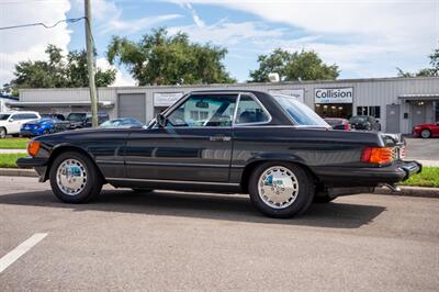 1987 Mercedes-Benz 560-Class 560 SL   - Photo 11 - Sarasota, FL 34243