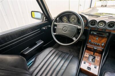 1987 Mercedes-Benz 560-Class 560 SL   - Photo 55 - Sarasota, FL 34243