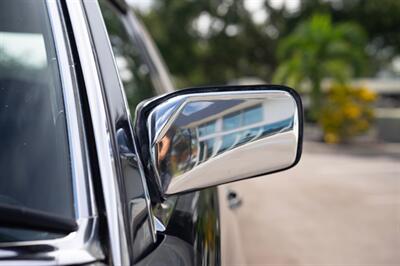 1987 Mercedes-Benz 560-Class 560 SL   - Photo 30 - Sarasota, FL 34243