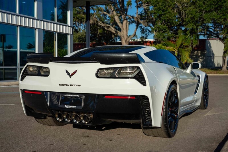 2019 Chevrolet Corvette Z06 - Photo 8 - Sarasota, FL 34243