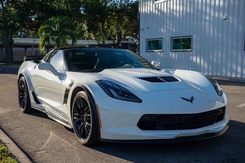 2019 Chevrolet Corvette Z06 - Photo 3 - Sarasota, FL 34243