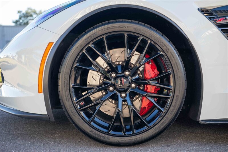 2019 Chevrolet Corvette Z06 - Photo 16 - Sarasota, FL 34243