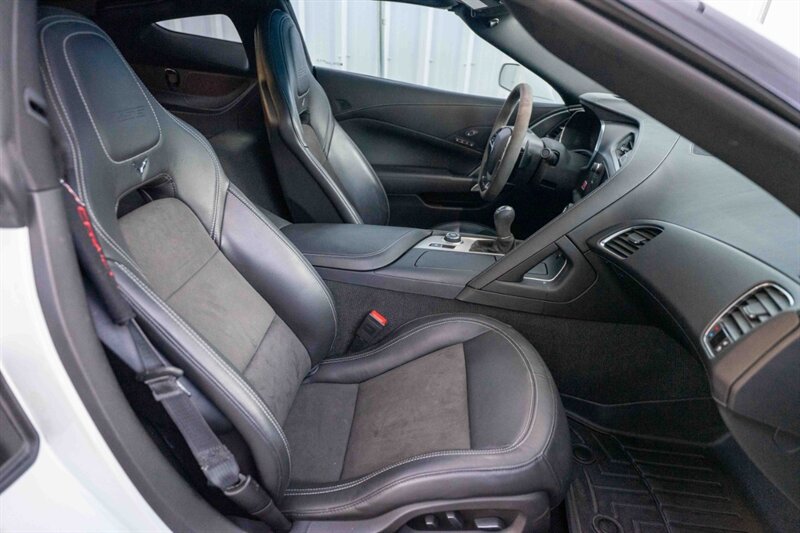 2019 Chevrolet Corvette Z06 - Photo 40 - Sarasota, FL 34243