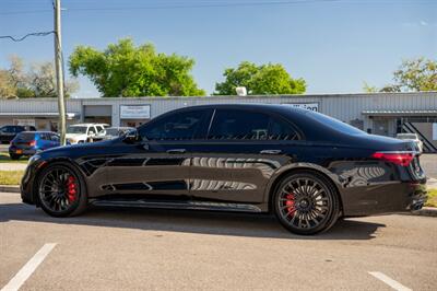 2025 Mercedes-Benz AMG S 63 E Performance   - Photo 10 - Sarasota, FL 34243