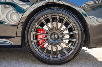 2025 Mercedes-Benz AMG S 63 E Performance   - Photo 21 - Sarasota, FL 34243