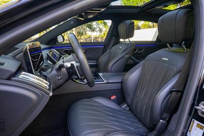 2025 Mercedes-Benz AMG S 63 E Performance   - Photo 34 - Sarasota, FL 34243