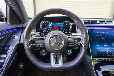 2025 Mercedes-Benz AMG S 63 E Performance   - Photo 38 - Sarasota, FL 34243